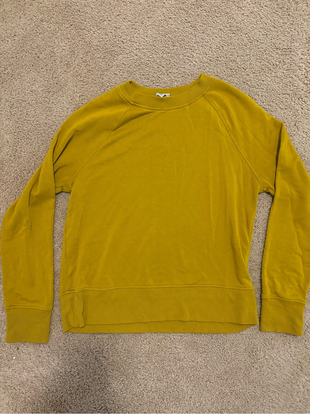 Women’s Lightweight Crewneck Sweater in chartreuse